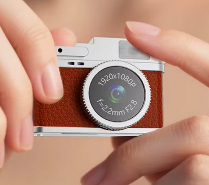 Retro MiniCam™ 3 – Mini HD Kamera i Nyckelringsstorlek (inkl. minneskort)